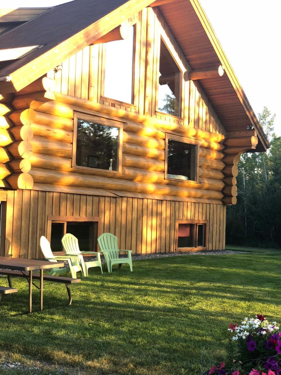 Sawing Logzz Cabin Copper Center Kültér fotó